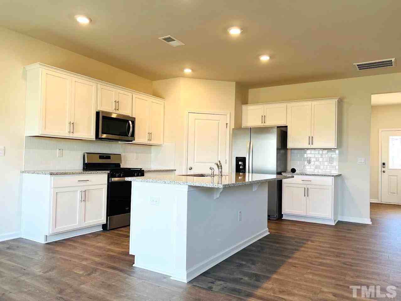 54 Paper Birch Way - Photo 2 of 18