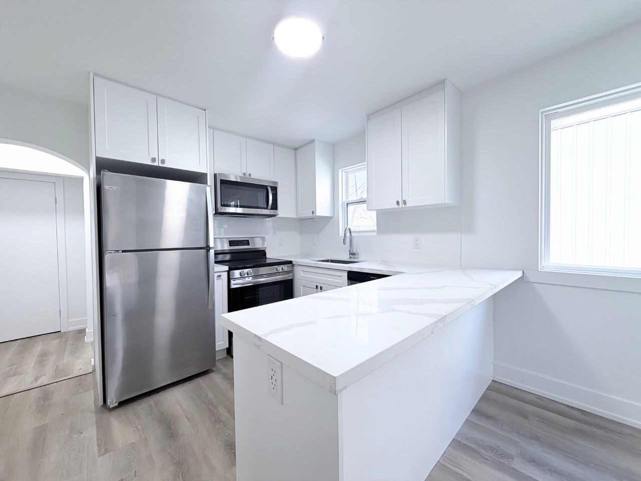 34 Rykert St - Photo 7 of 30