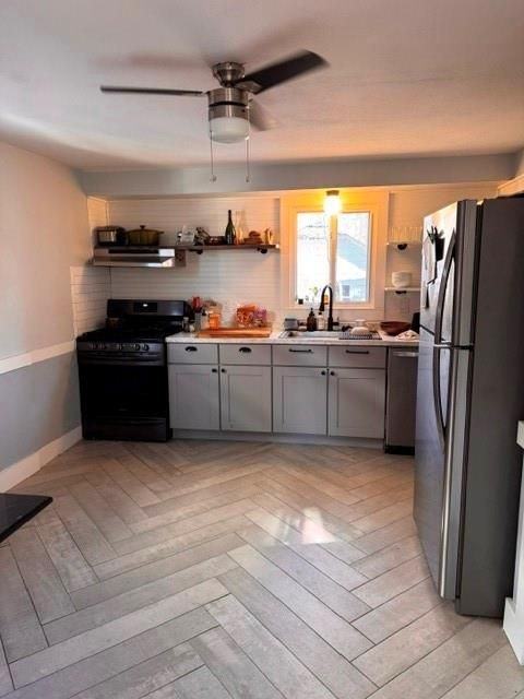 46 10th St - Photo 3 of 16