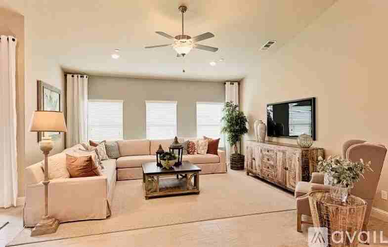 4932 Dexter Ct - Photo 5 of 6