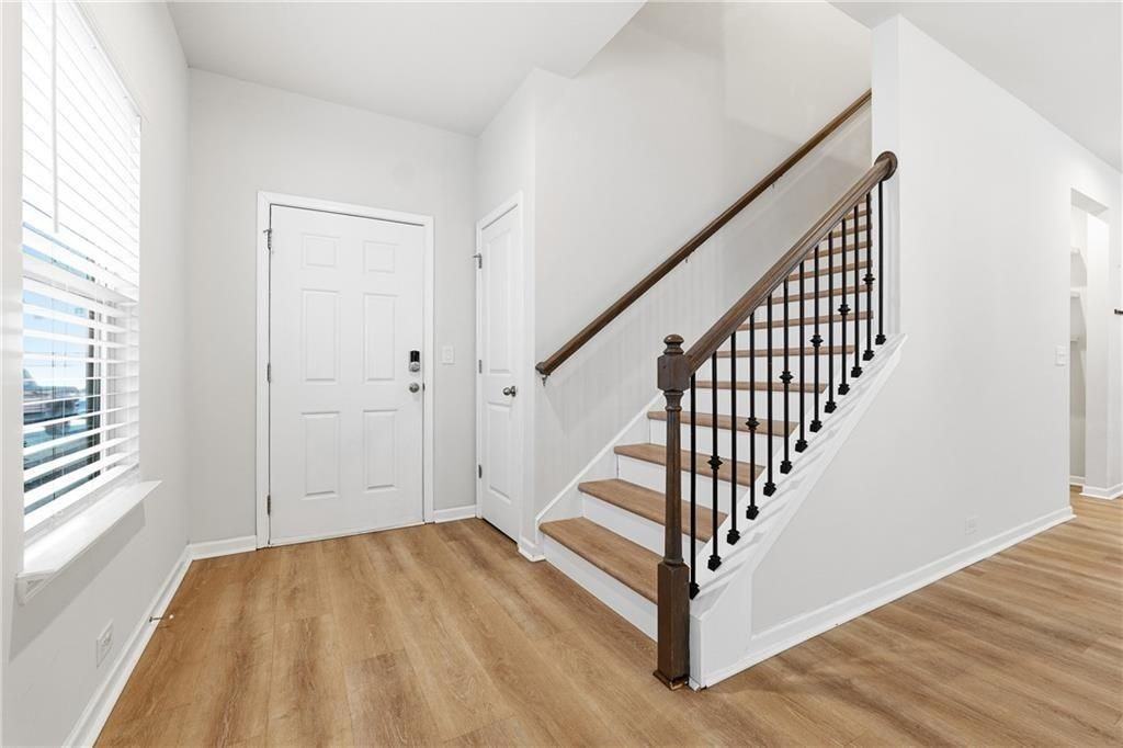 2719 Morgan Spring Trl - Photo 3 of 46