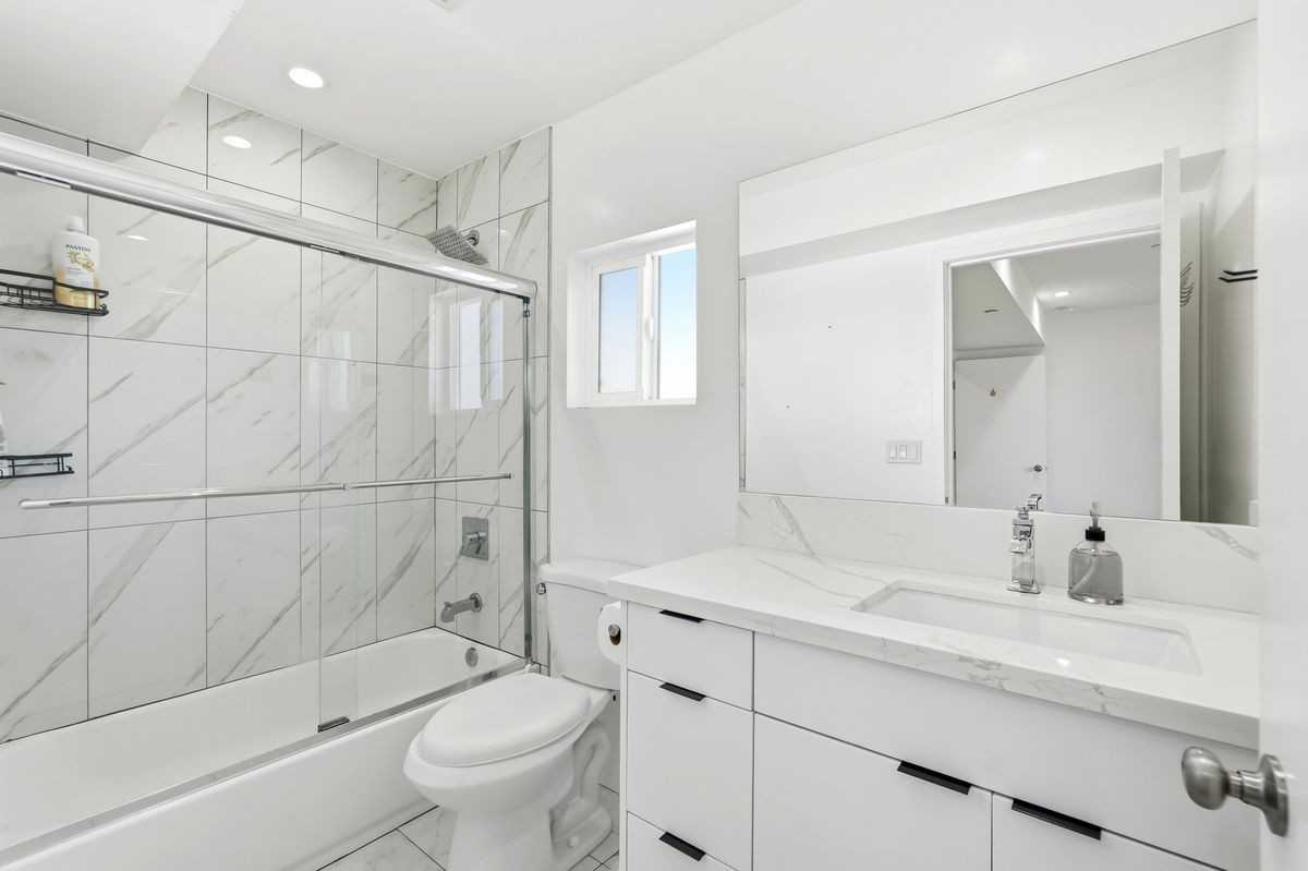 4455 Colfax Ave - Photo 7 of 12