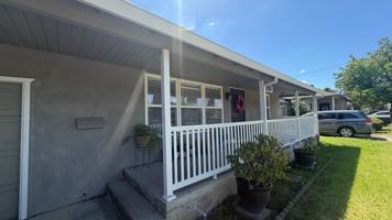 featured image of 2036 Country Club Blvd
