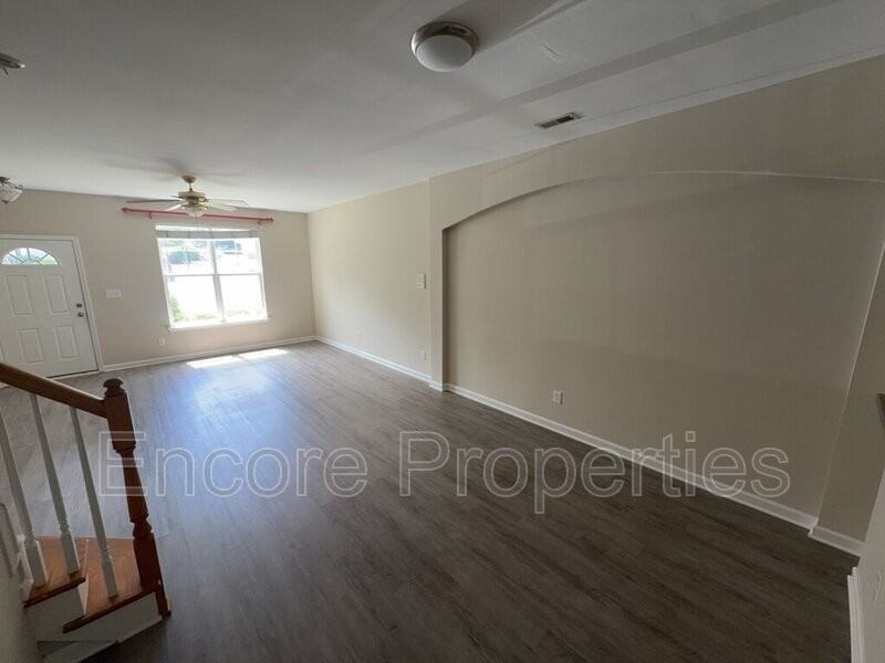 8494 Central Dr - Photo 3 of 13