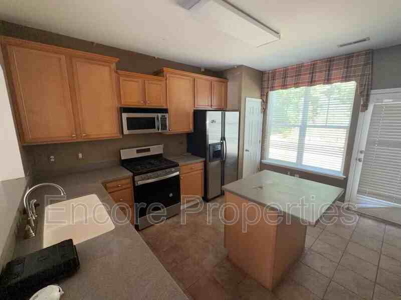 8494 Central Dr - Photo 5 of 13