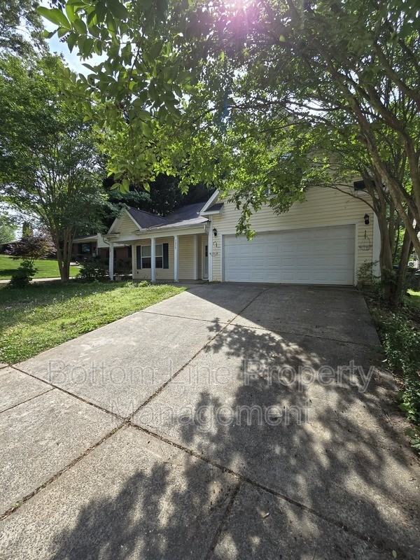 3850 Fircrest Dr - Photo 3 of 32