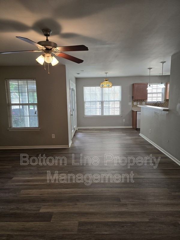3850 Fircrest Dr - Photo 6 of 32