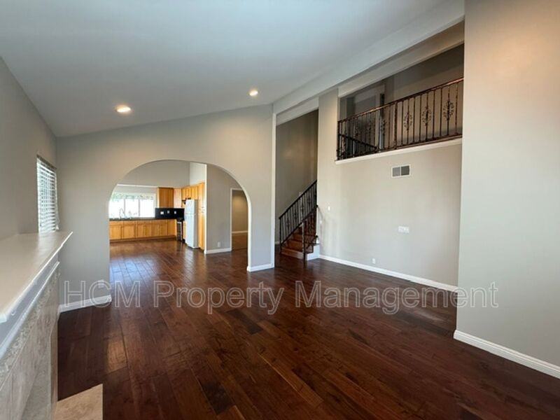 3629 S Ross St - Photo 5 of 30