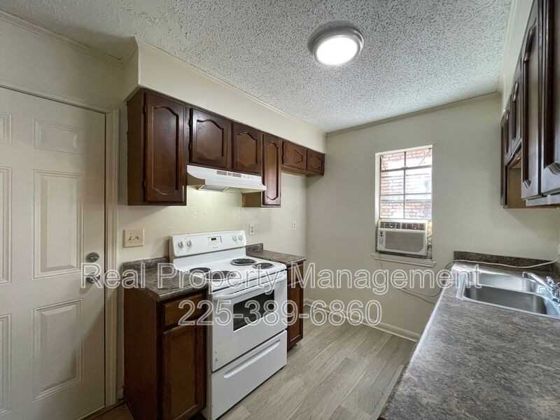 750 Hospital Rd #O4 - Photo 3 of 17