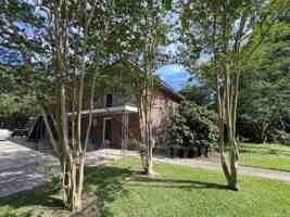 featured image of 4133 Lee St #17