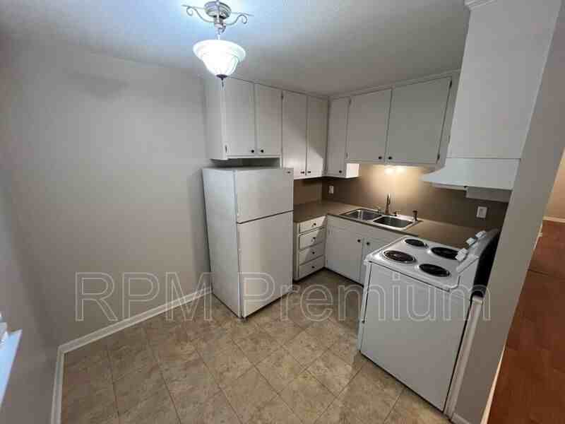 4133 Lee St #17 - Photo 6 of 19