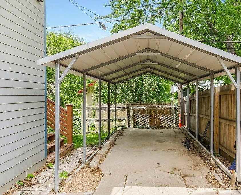 4336 Bell St - Photo 6 of 28