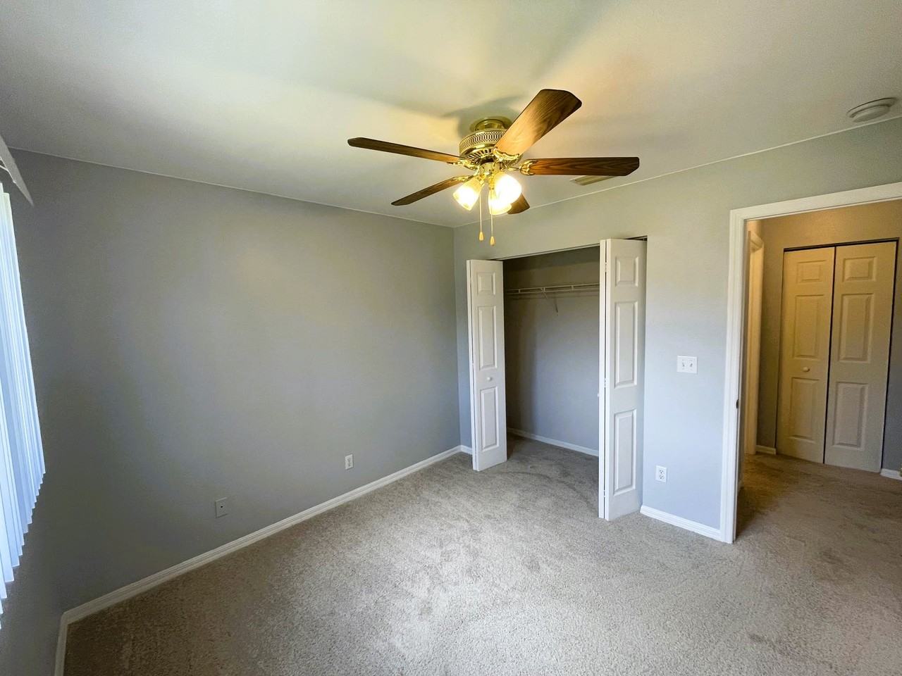 616 Se 9th St - Photo 5 of 8
