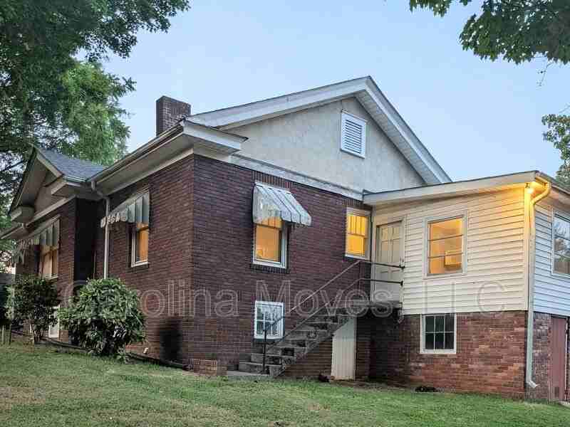 26 E Main St - Photo 7 of 22