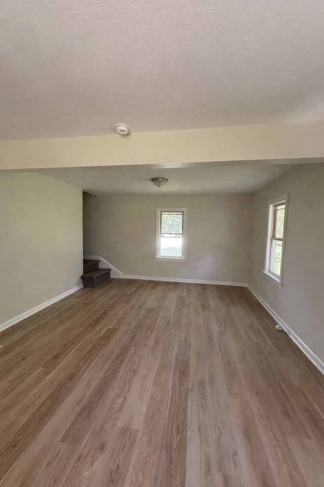 679 Lofton Rd - Photo 3 of 10