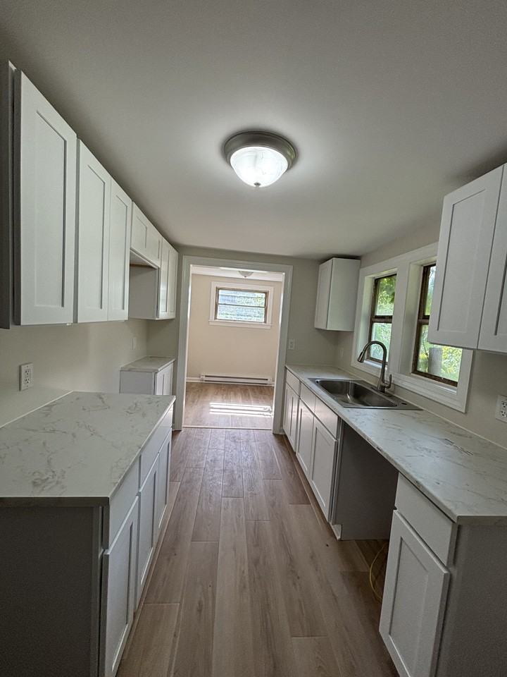 679 Lofton Rd - Photo 6 of 10