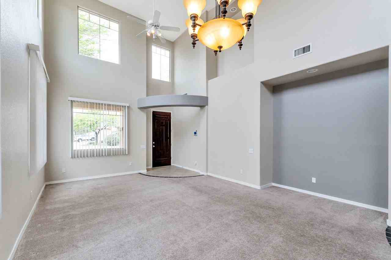 12936 N Salt Cedar Dr - Photo 5 of 25