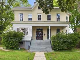 323 N Potomac St #3 - Photo 1 of 1
