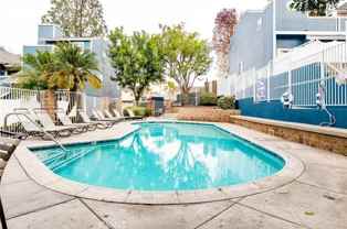 225 S Redwood Ave - Photo 1 of 1
