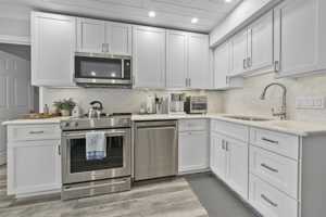 featured image of 8600 Landis Ave