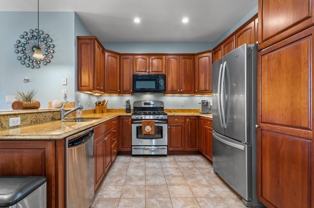 1227 N Formosa Ave - Photo 1 of 1