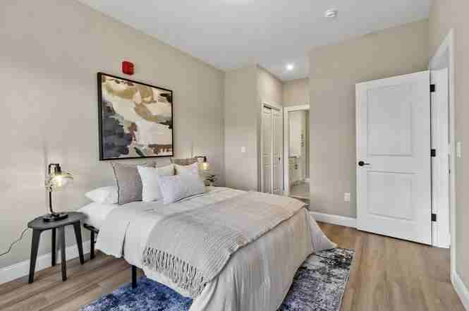 20920 18th Ave - Photo 5 of 10