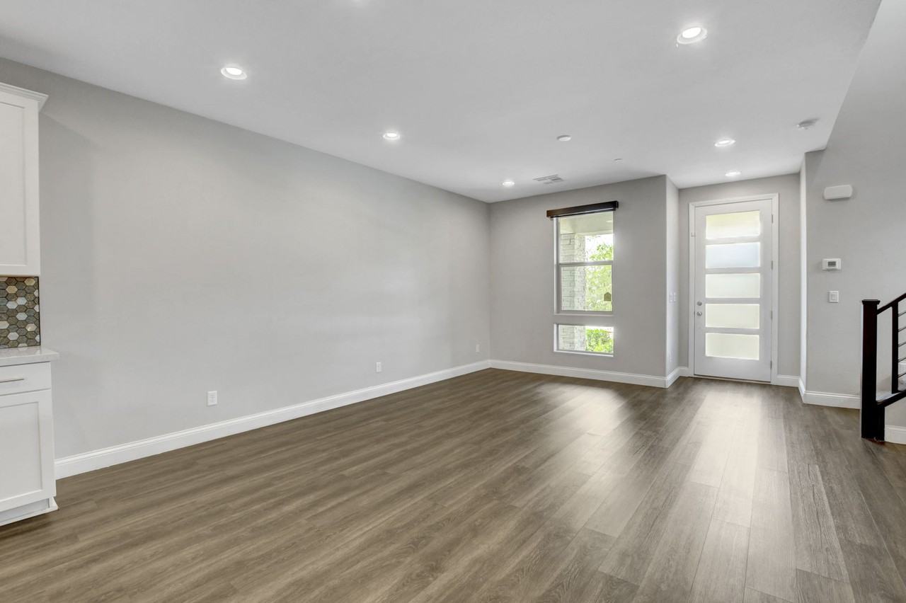 770 N Water St - Photo 7 of 50