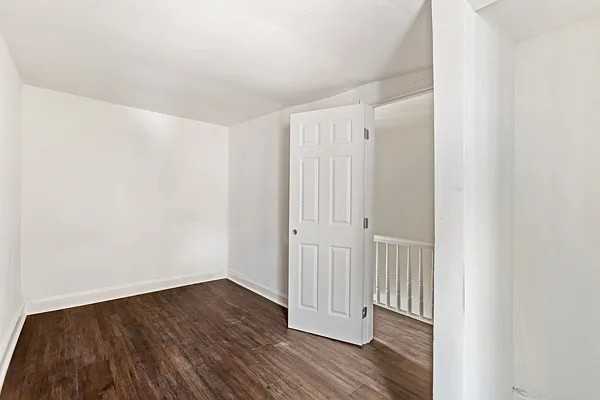 843 N Spruce St - Photo 2 of 13