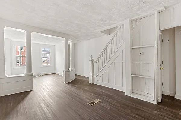 843 N Spruce St - Photo 7 of 13