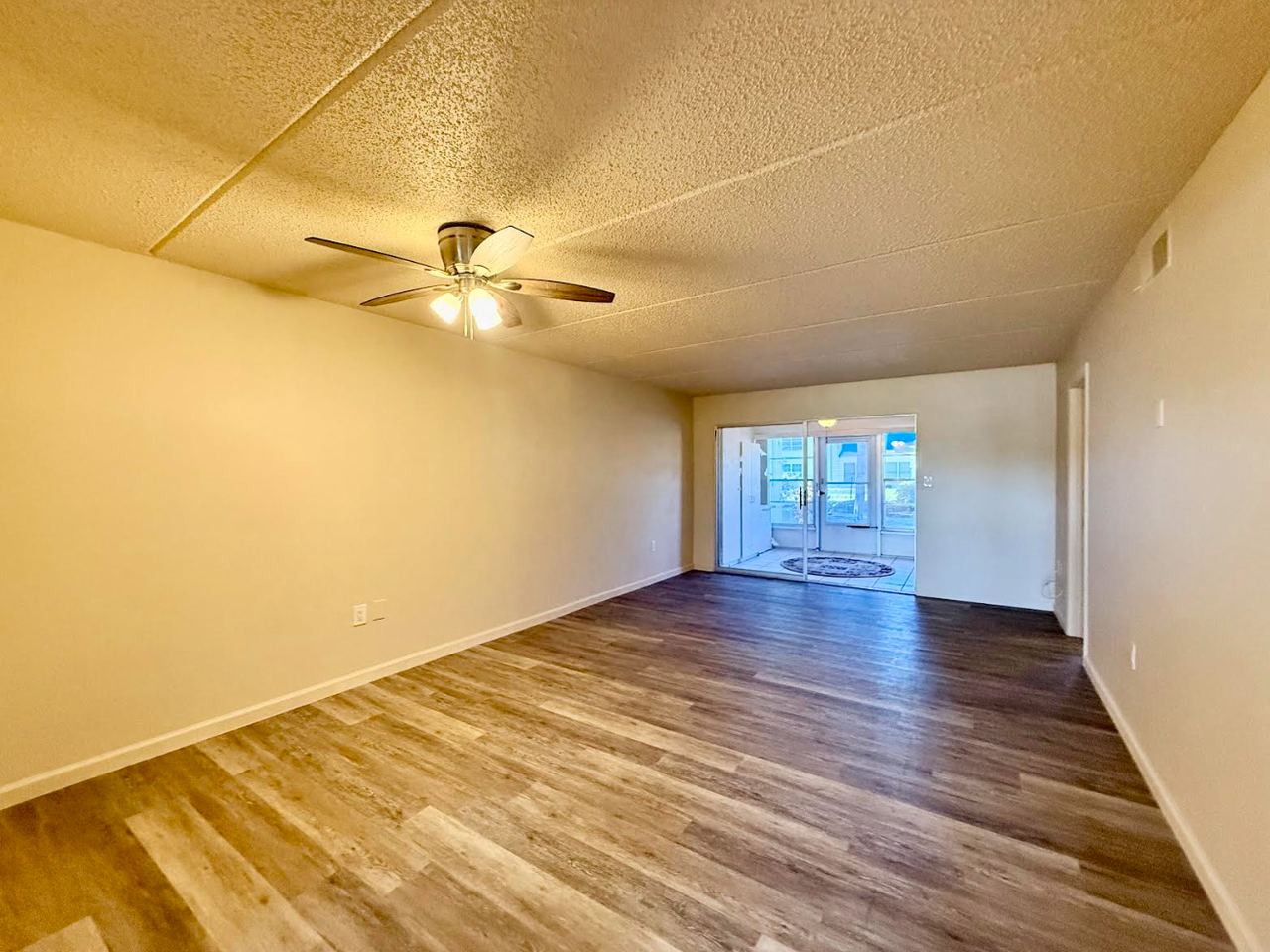 11700 Park Blvd #104 - Photo 3 of 21