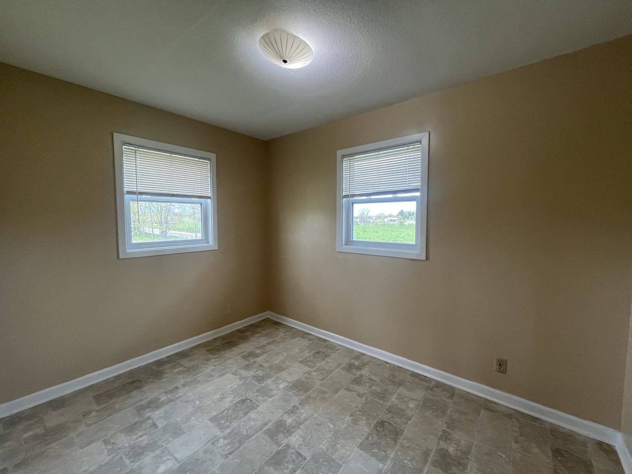 11796 Arthur - Photo 7 of 12
