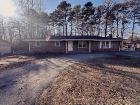 95 Castlegate Cir - Photo 1 of 1
