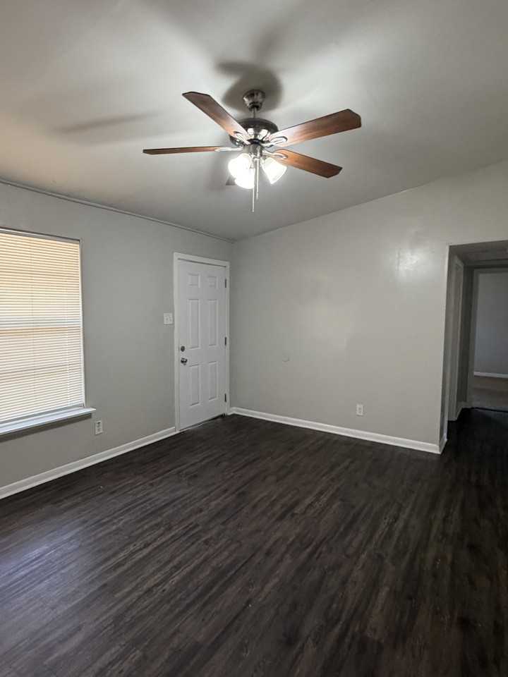 7 Harrow Dr - Photo 3 of 17