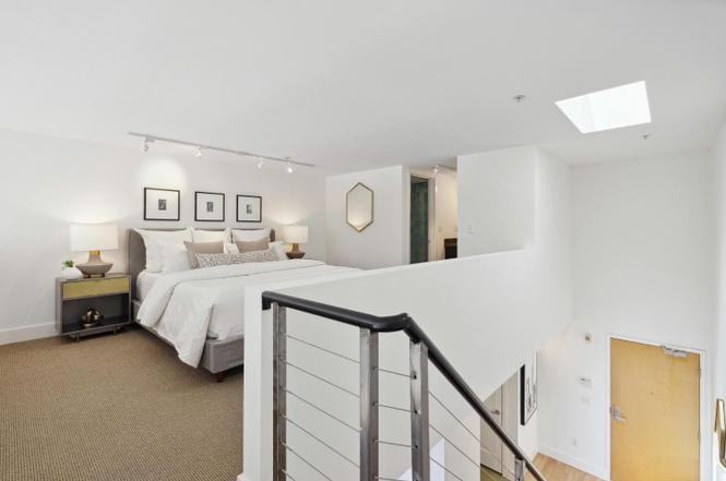 200 Townsend St #50 - Photo 4 of 11