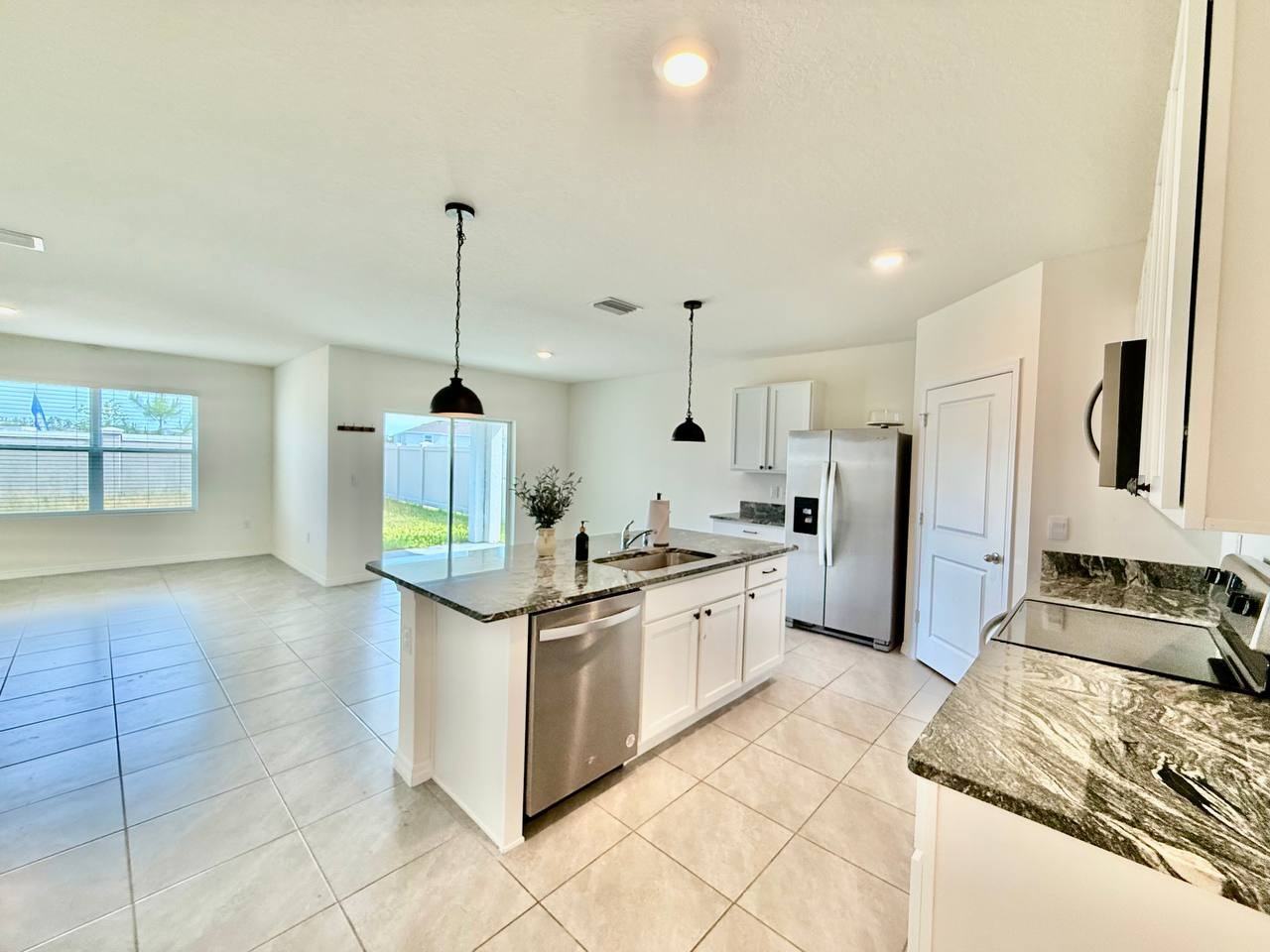 9098 Forge Breeze Loop - Photo 5 of 39