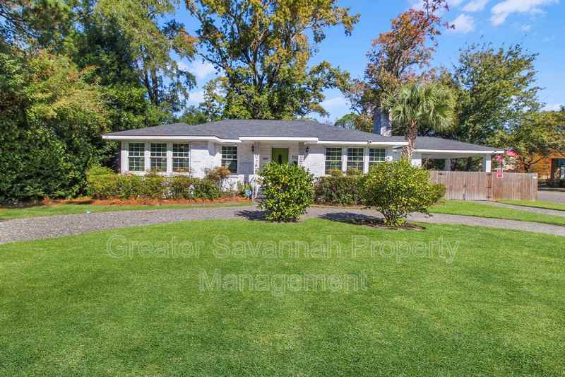 712 Columbus Dr