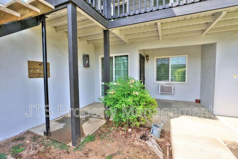 4439 V St #1 - Photo 5 of 50