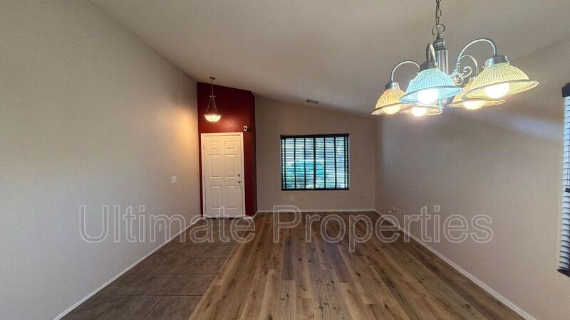 9856 W Salter Dr - Photo 2 of 10