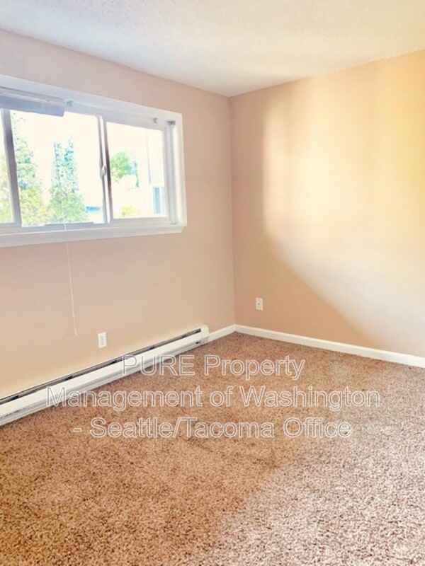 7919 35th Ave Sw #103 - Photo 7 of 13