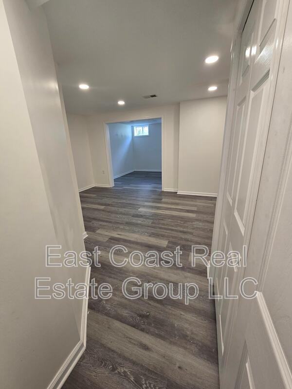 27 Dunlap Dr - Photo 2 of 20