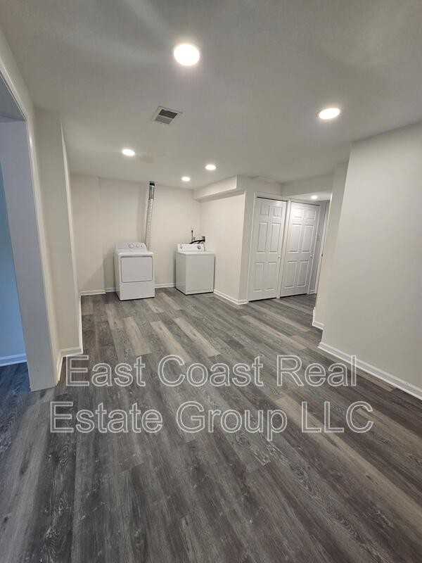 27 Dunlap Dr - Photo 3 of 20