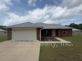 featured image of 4025 Brittany Ln