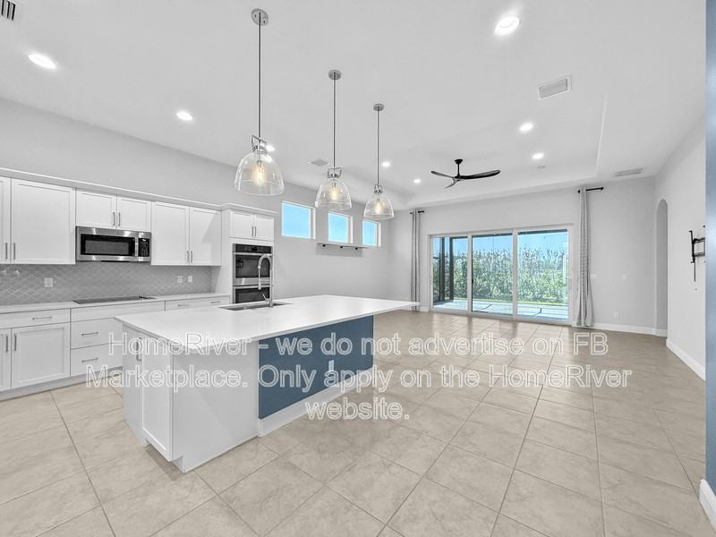12482 Sw Sunrise Lake Ter - Photo 5 of 22