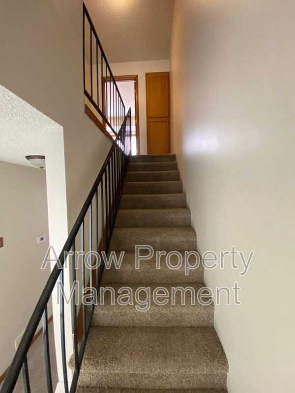 1226 S Jackson St - Photo 7 of 14