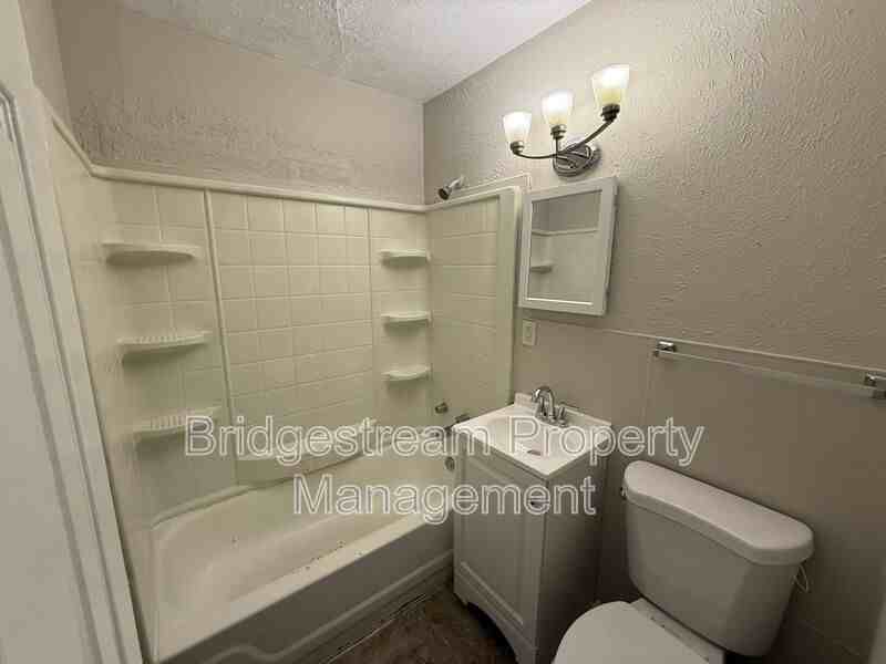 1427 Stuben Dr - Photo 7 of 8