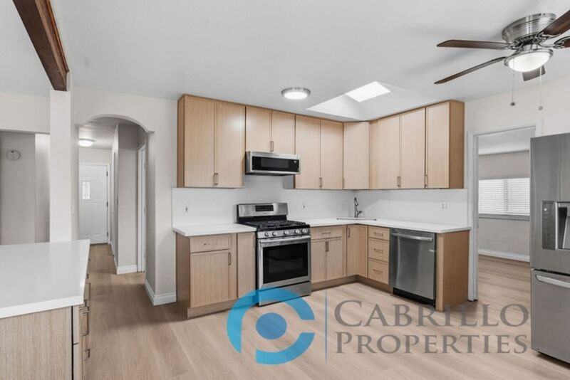 6311 Inman St - Photo 6 of 25