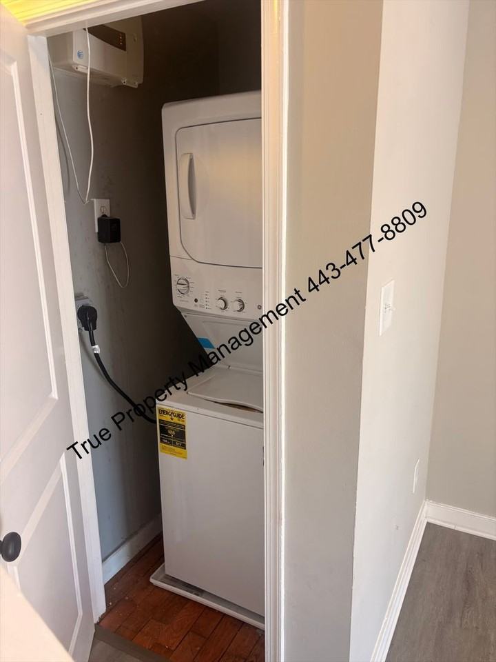 437 N Montford Ave - Photo 2 of 8