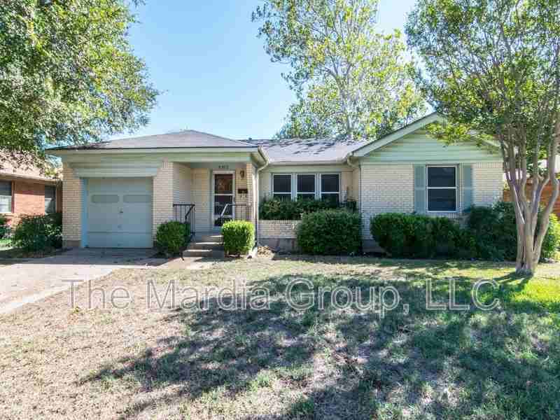 9302 Piper Ln - Photo 2 of 14