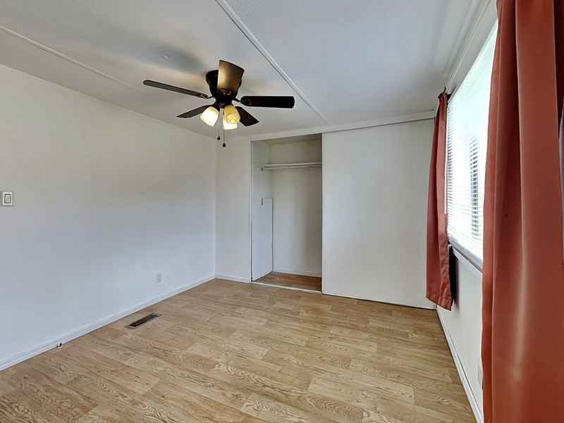 804 Weeping Willow Ave - Photo 6 of 17