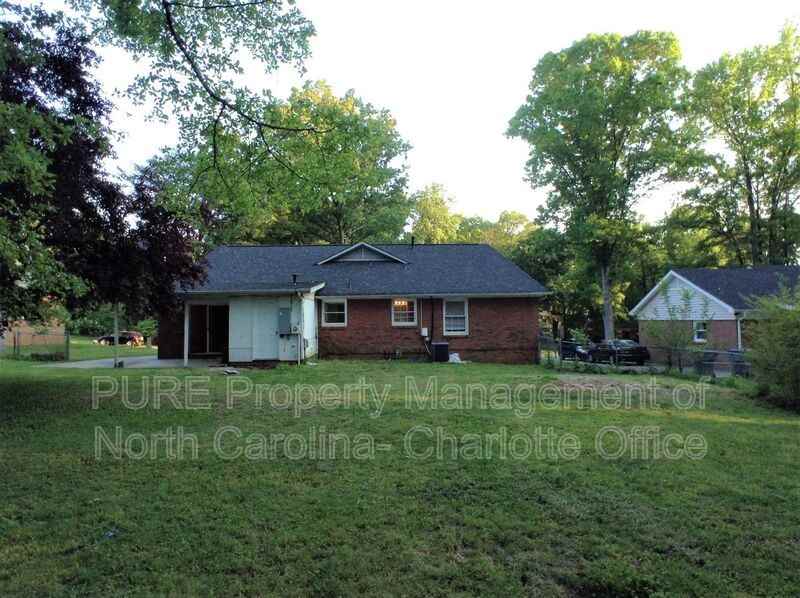 5221 Delivau Dr - Photo 6 of 8